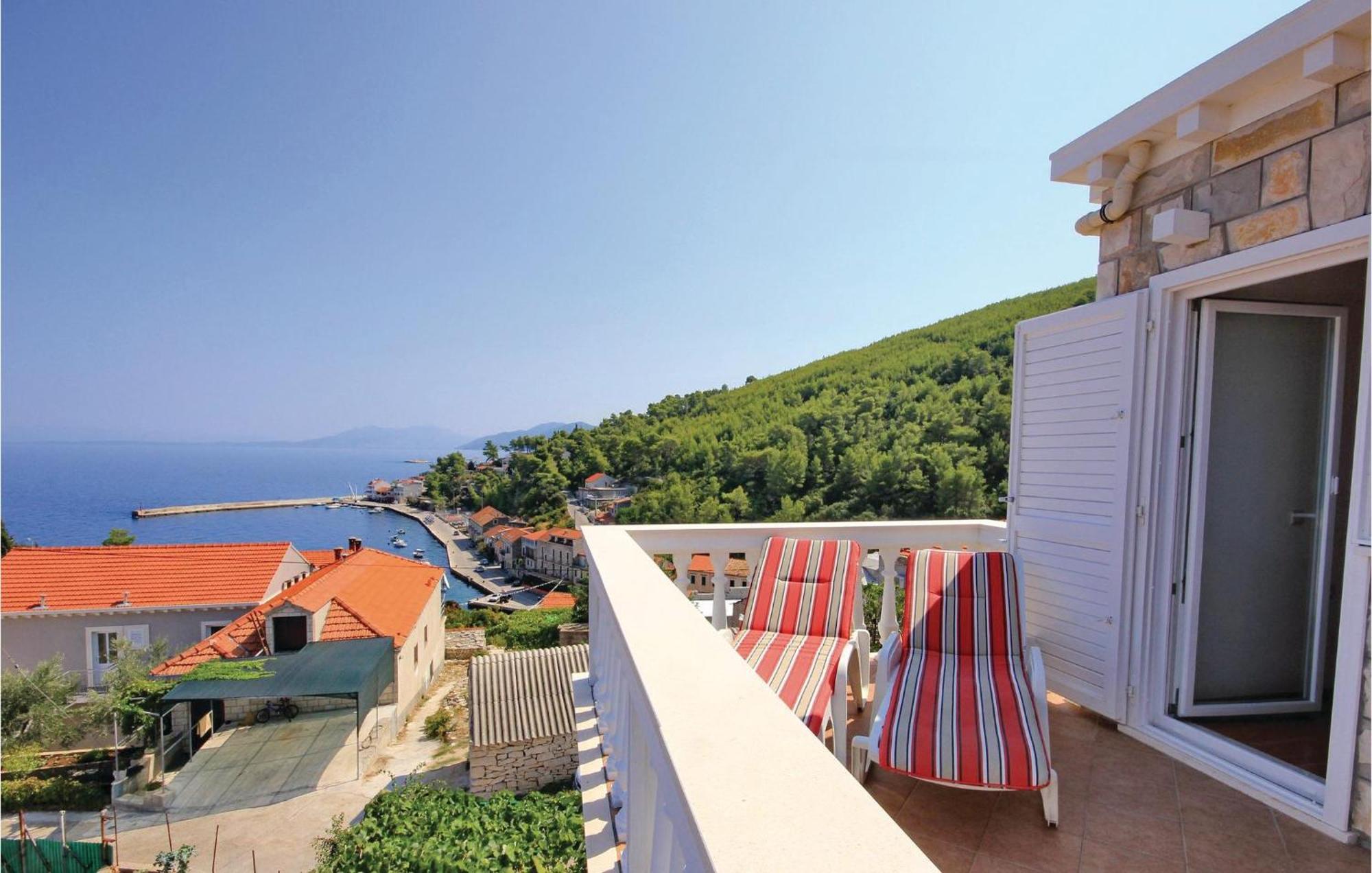 Nice Apartment In Blato With House Sea View Apartment Prigradica