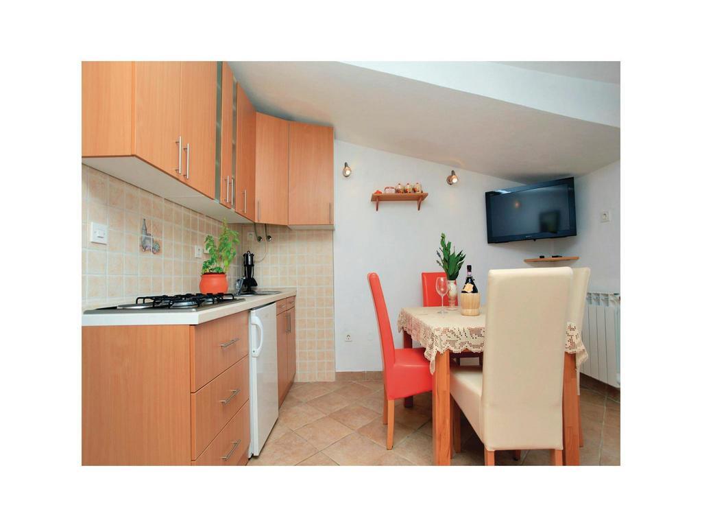 Nice Apartment In Blato With House Sea View *