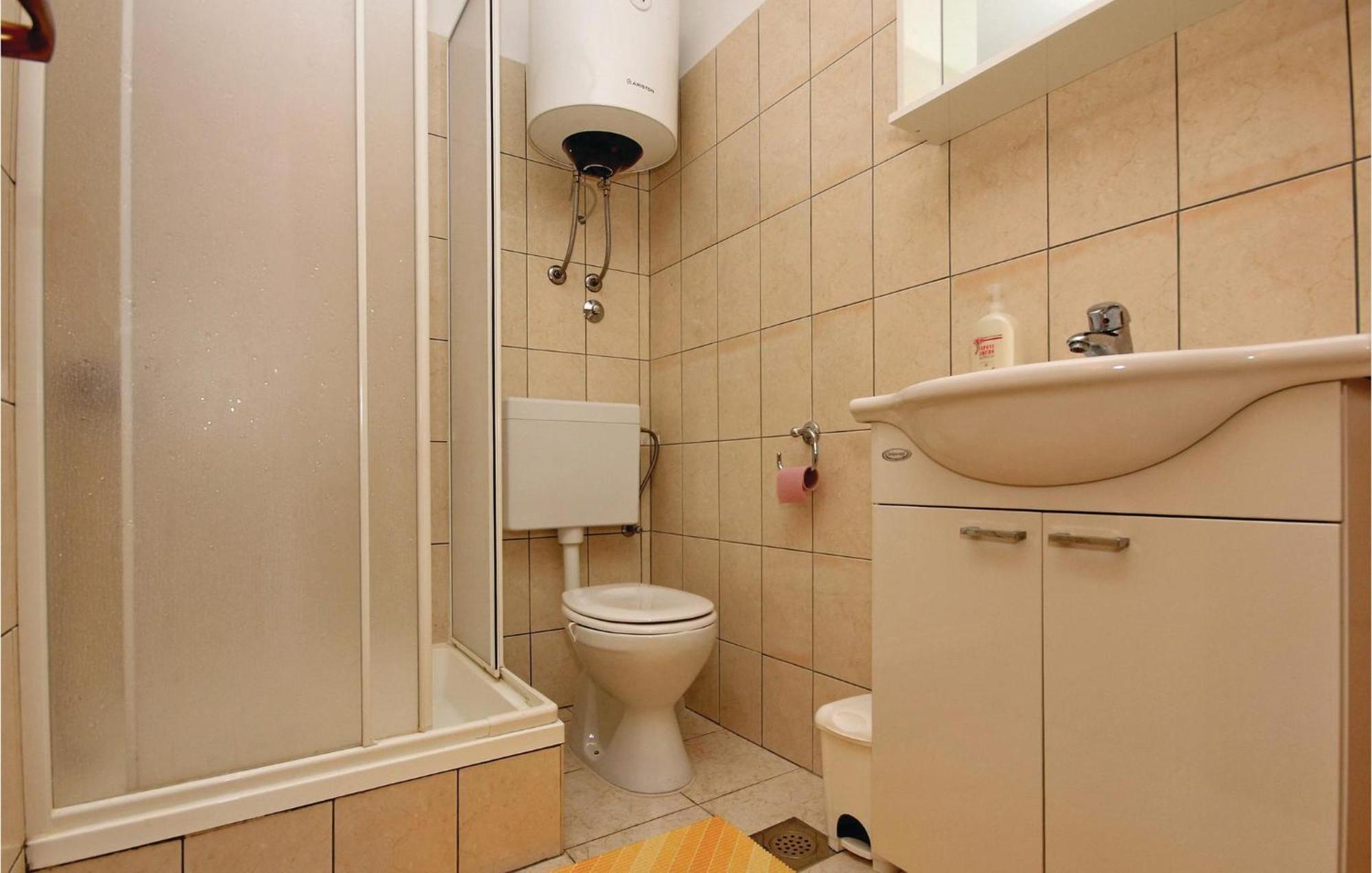 Apartman Nice Apartment In Blato With House Sea View Prigradica