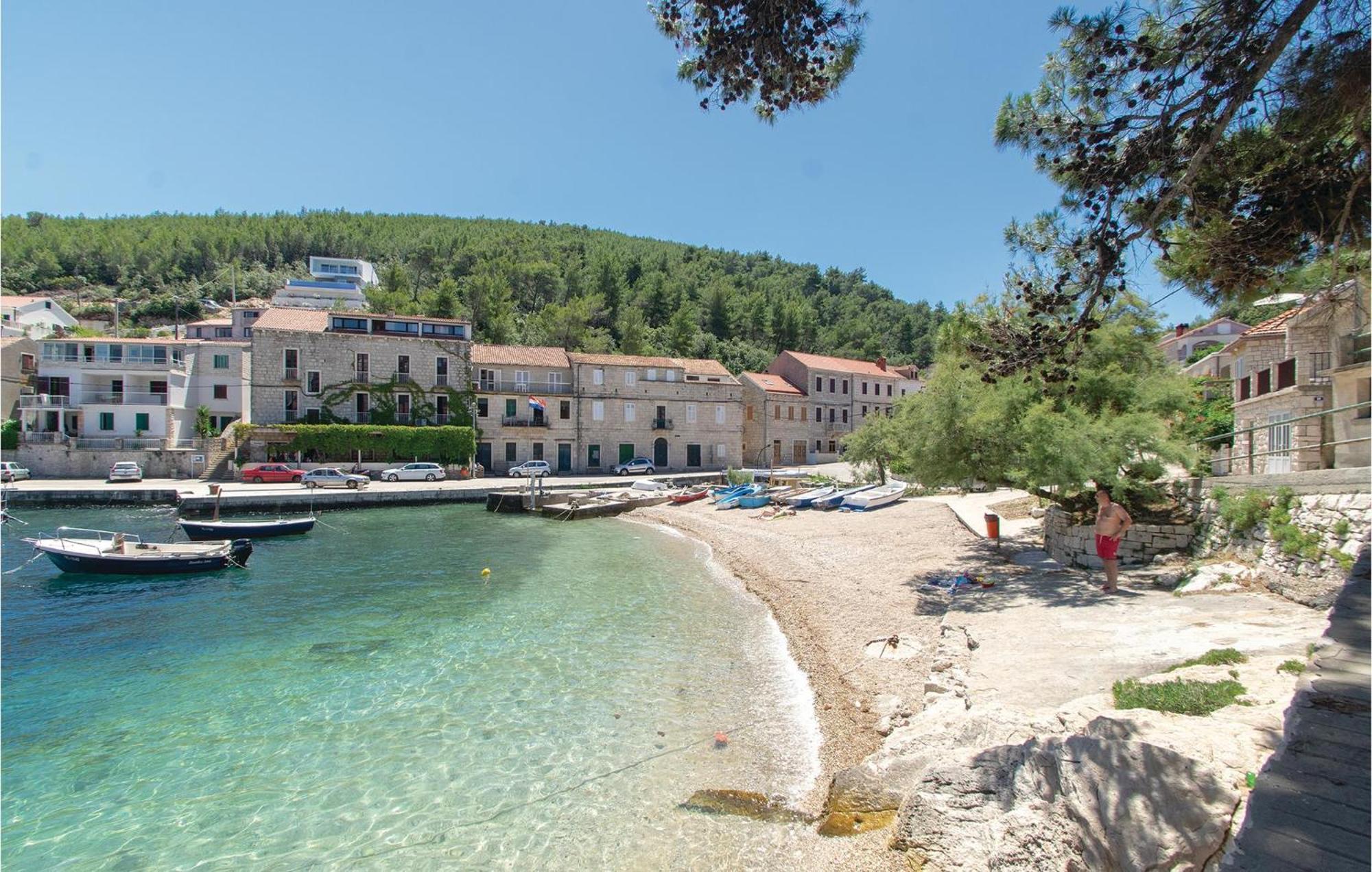 Nice Apartment In Blato With House Sea View Prigradica