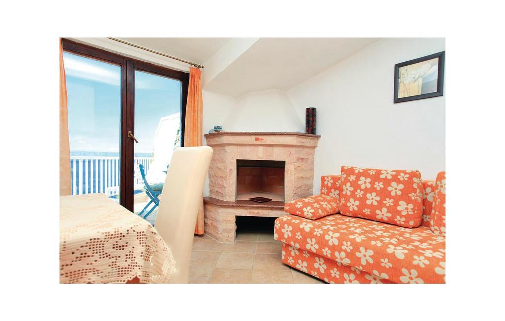 Apartment Nice Apartment In Blato With House Sea View Prigradica