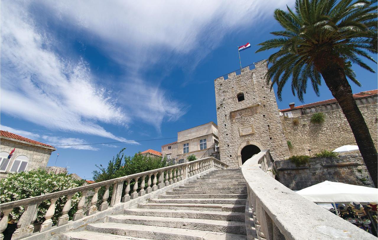 Nice Apartment In Blato With House Sea View * Prigradica